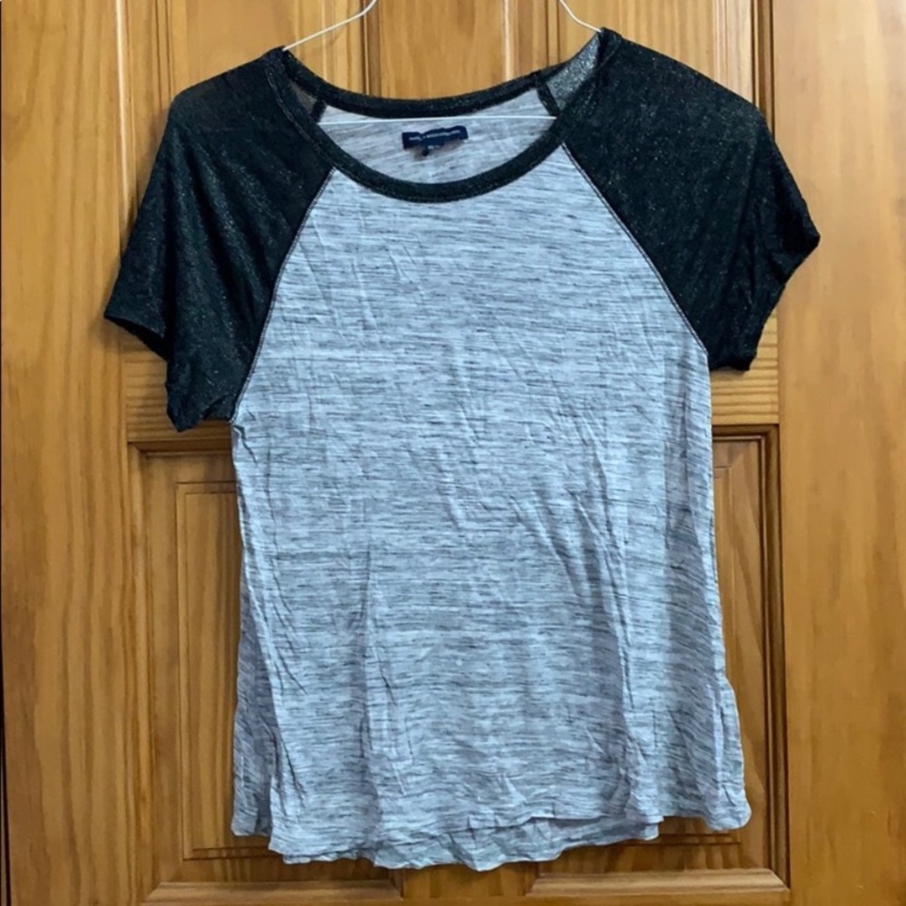 American Eagle baseball style t-shirt